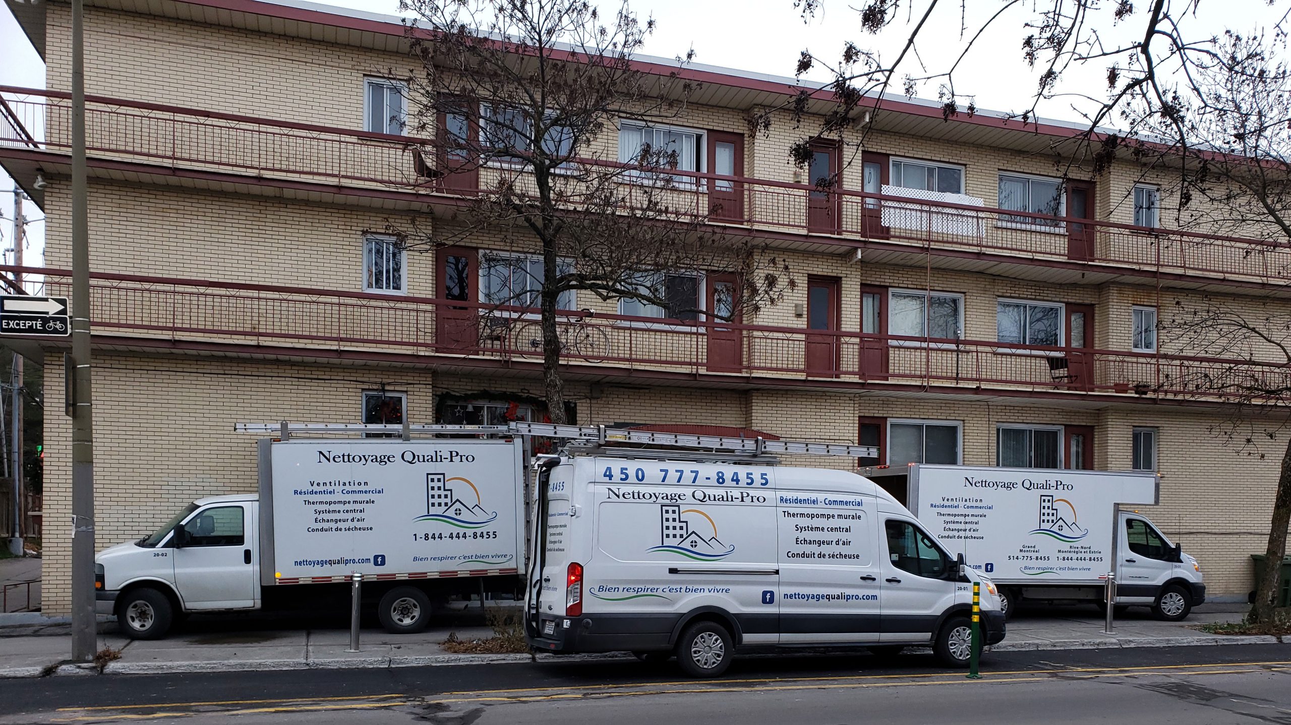 camion-usine-nettoyage-conduits-ventilation-qualipro